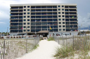 Island Winds East 409 Gulf Front Pool